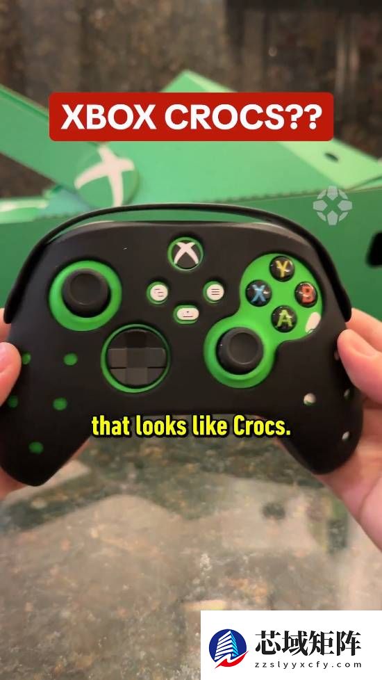 卡洛驰携手Xbox推联名洞洞鞋及游戏主题鞋扣套装