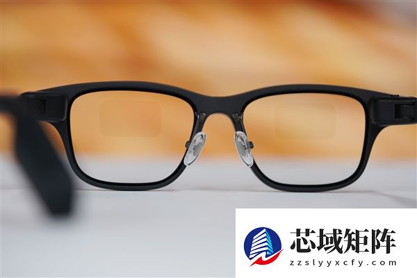 阿里巴巴首款自研旗舰双显AI眼镜！夸克AI眼镜S1图赏