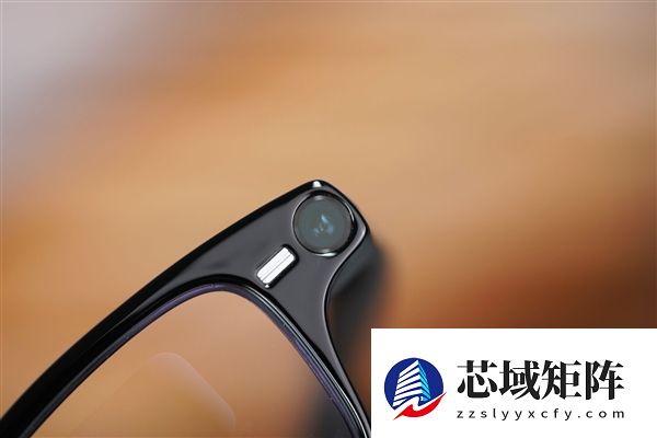 阿里巴巴首款自研旗舰双显AI眼镜！夸克AI眼镜S1图赏