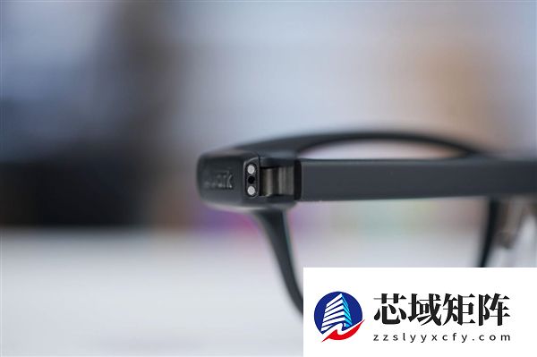 阿里巴巴首款自研旗舰双显AI眼镜！夸克AI眼镜S1图赏