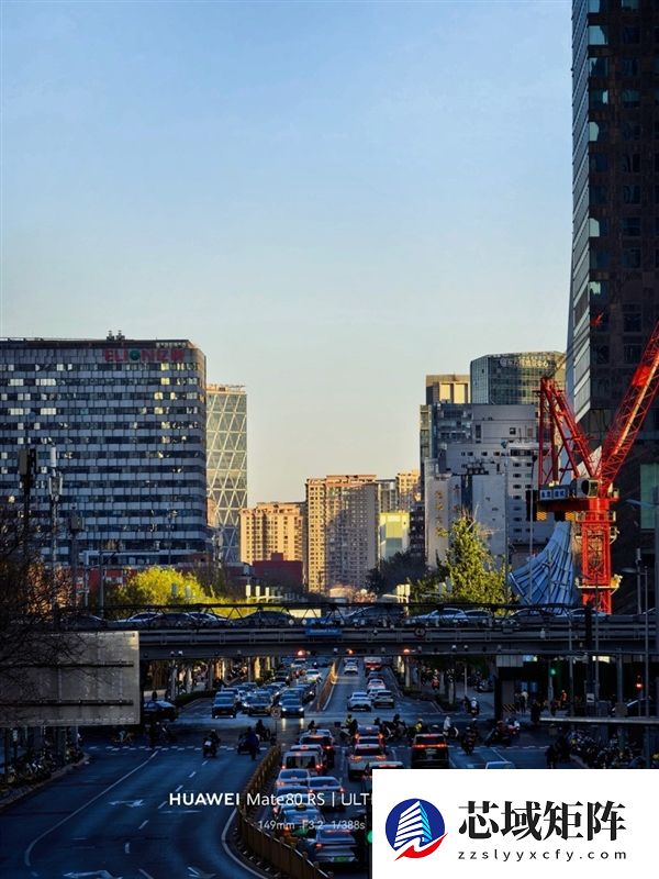 华为Mate 80 RS非凡大师上手：一部细节体验拉满的大师旗舰