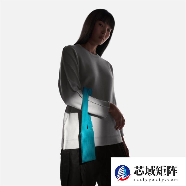 1299 元起的“手机袜套”卖光了，苹果 iPhone Pocket 所有地区均已售罄