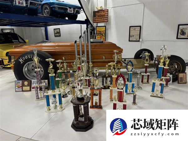 美国人真的造出过“棺材车”：还能合法开上路