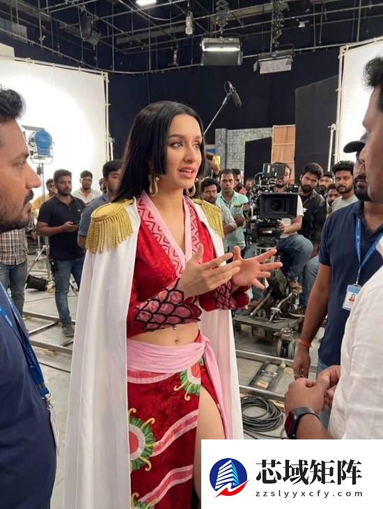 印度性感女星出演真人版海贼王是假的：AI作图