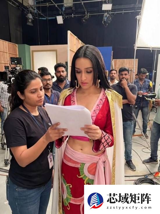 印度性感女星出演真人版海贼王是假的：AI作图