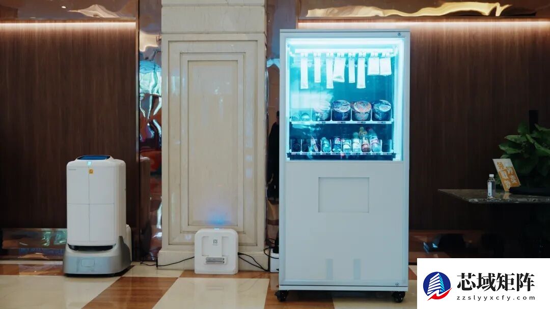 普渡机器人携手亚朵集团，以机器人技术引领酒店服务新纪元