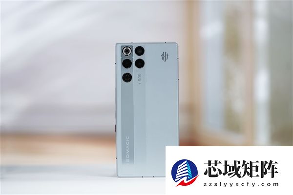 11月安卓性能榜出炉:三款安兔兔破400万分 红魔11 Pro+夺冠