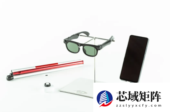 国内首款AI助盲眼镜发布：基于通义千问打造 支持出行避障、找物读物
