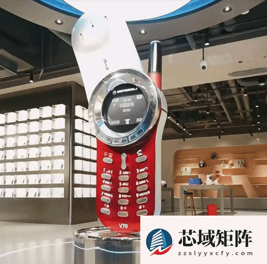 华强北手机展馆闭馆 巨型摩托罗拉成网红遗存