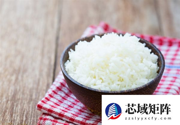 店内环境太差 取完餐外卖员差点吐了：劝顾客换一家