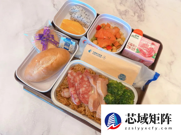 2万公里全球最长航线启航 飞26小时吃啥 飞机餐公布