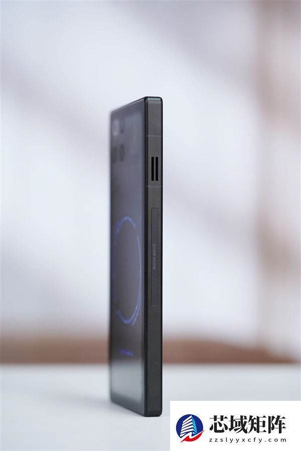 开启手机水冷散热时代！红魔11 Pro+图赏