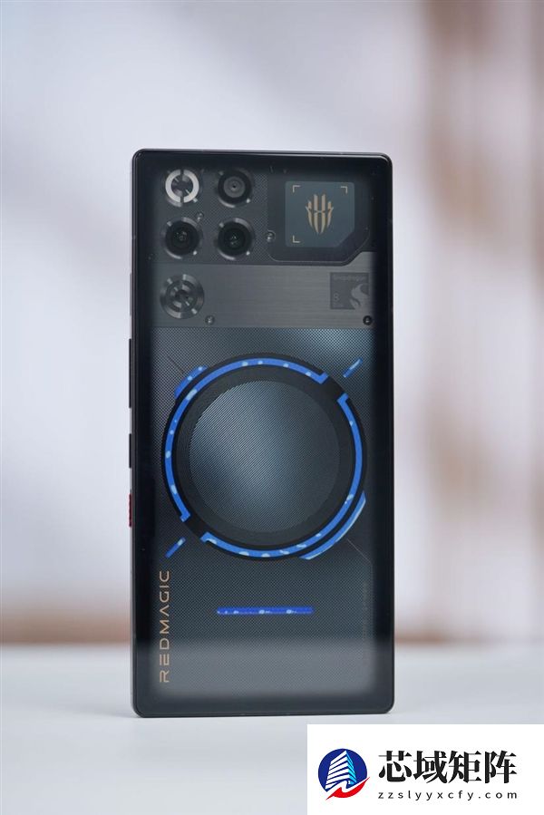 开启手机水冷散热时代！红魔11 Pro+图赏