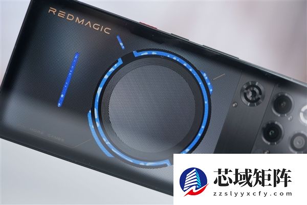 开启手机水冷散热时代！红魔11 Pro+图赏