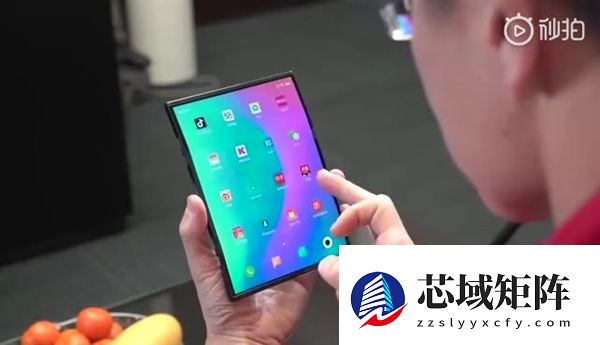 已研发超过7年！小米将推出MIX Trifold三折叠屏手机