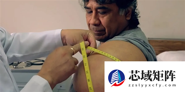 深潜后上升太快 秘鲁潜水员身体肿成大力水手：太痛苦！