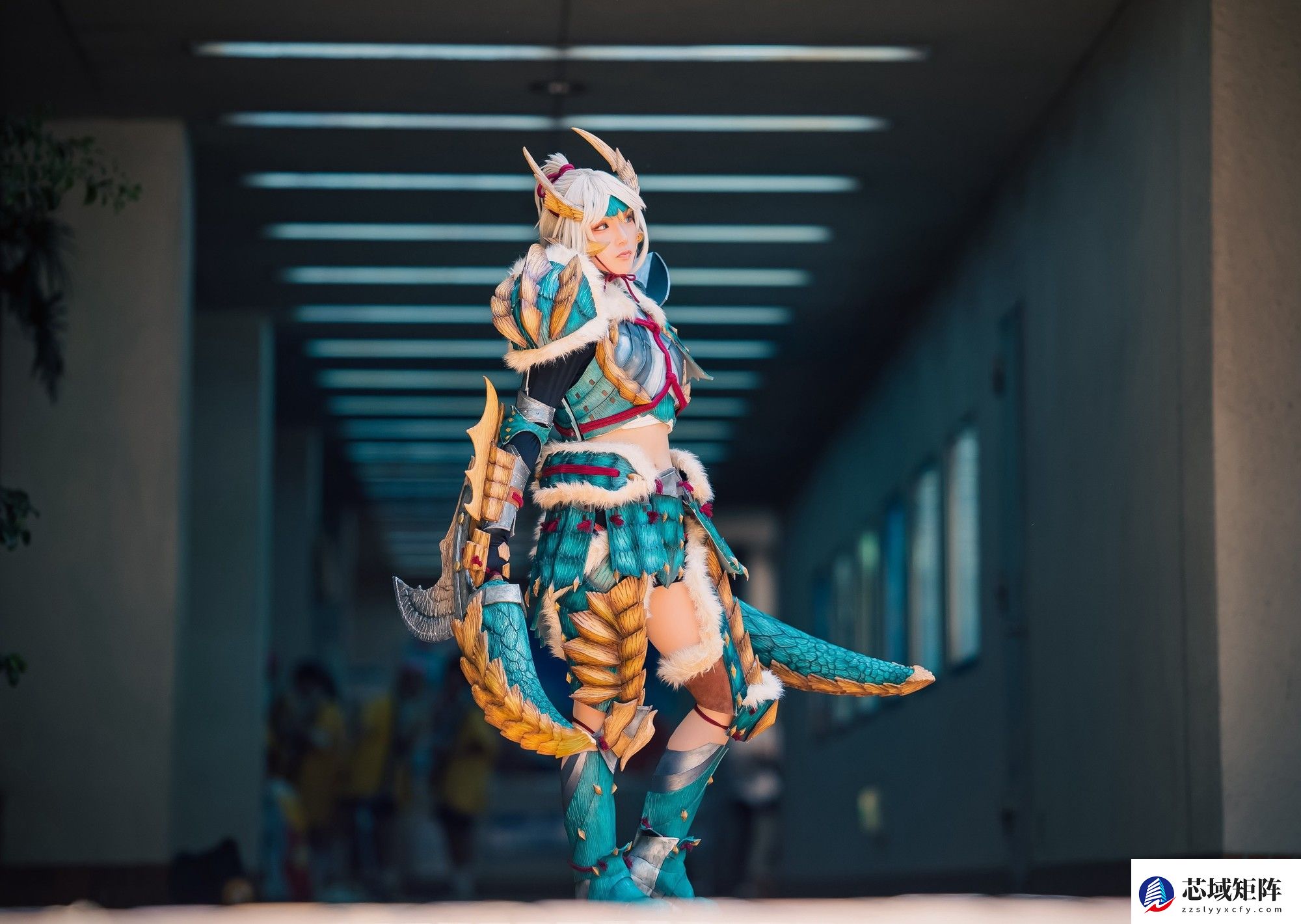 樱花妹化身雷狼女猎人，惊艳COS赏！
