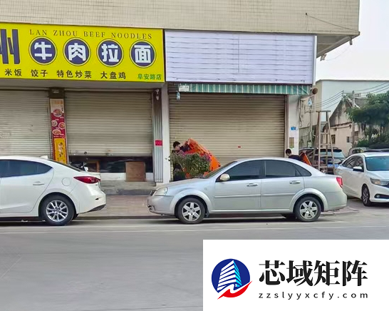 广东一餐馆张贴“狗与外卖员勿进”告示 涉事店员被拘