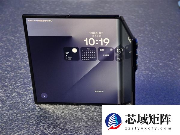 19999元起！三星Galaxy Z TriFold国行真机上手：手机瞬间变10英寸平板