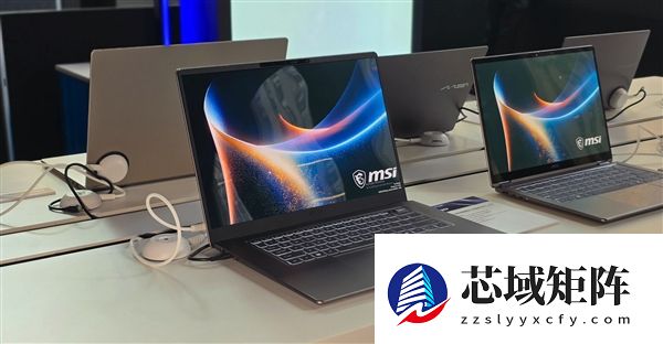 微星展示全球首批Panther Lake笔记本：记者上手连连惊呼