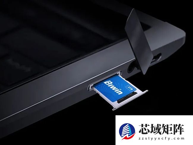 最小消费级固态硬盘：佰维正式面向消费级市场发布 Mini SSD CL100