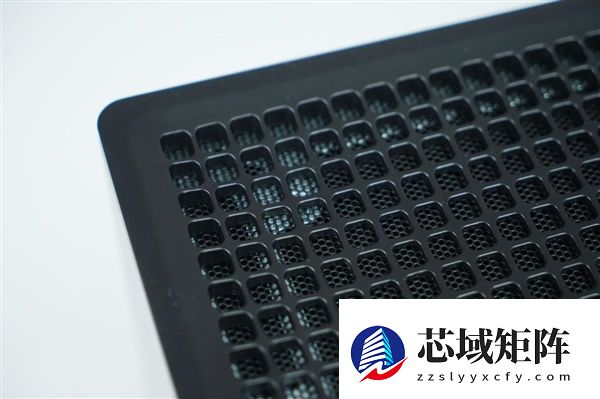 全球首个液冷迷你机！abee AI Station 395 Max工作站图赏