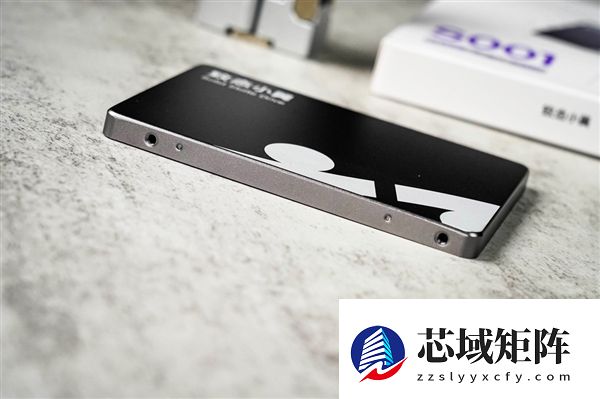致态小翼S001固态硬盘上手：老机型升级效果立竿见影