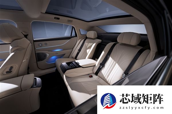 全系63度大电池+华为ADS4 岚图追光L上市：27.99万起