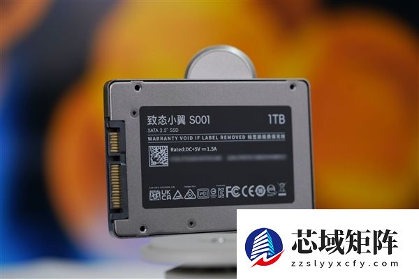 长江存储原厂颗粒！致态小翼S001 1TB SSD图赏