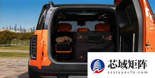 预售22.98万起 江铃福特智趣烈马下线：增程纯电双动力