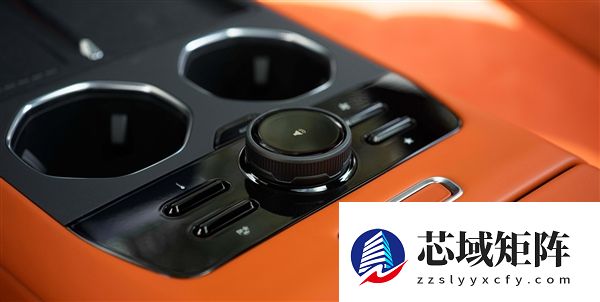 预售22.98万起 江铃福特智趣烈马下线：增程纯电双动力