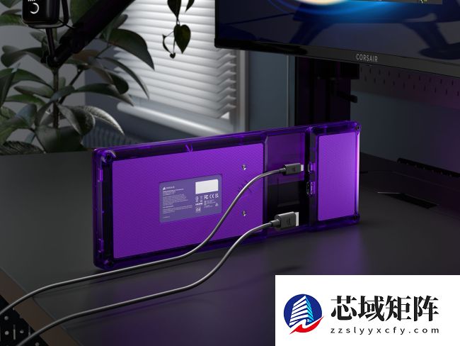 为游戏创作环境增添一抹亮色，海盗船推出原子紫与白色版 XENEON EDGE 副屏