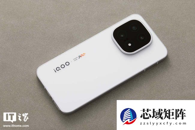 iQOO 15 Ultra 手机被曝延期，此前消息称预计明年上半年发布