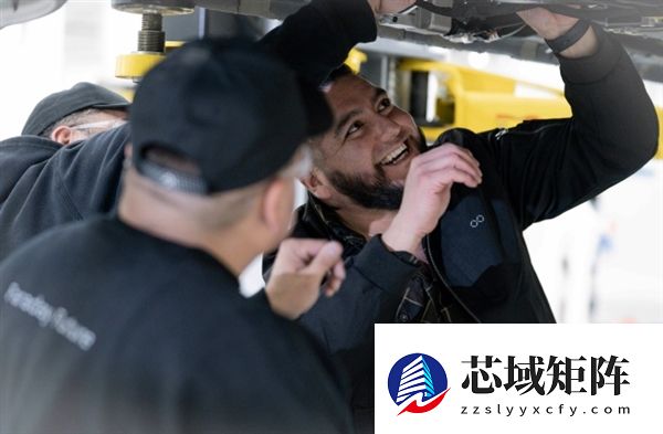 法拉第未来晒FX Super One工厂组装现场 网友：纯手搓 草台班子