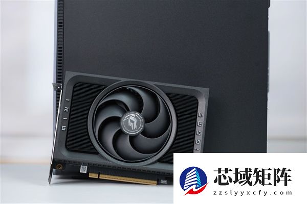 ITX性能小钢炮！七彩虹RTX 5070 Mini OC 12GB图赏