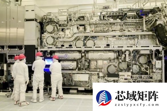 全球最先进!Intel安装首套二代High-NA EUV:为14A铺平道路