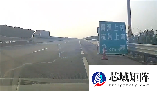感冒发烧吃药后上路撞车 司机：前一秒清醒 一下子就昏了