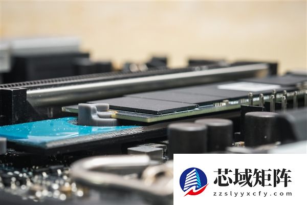 内存之后 NVIDIA再给SSD一顿暴击：沾上AI就能毁灭PC市场