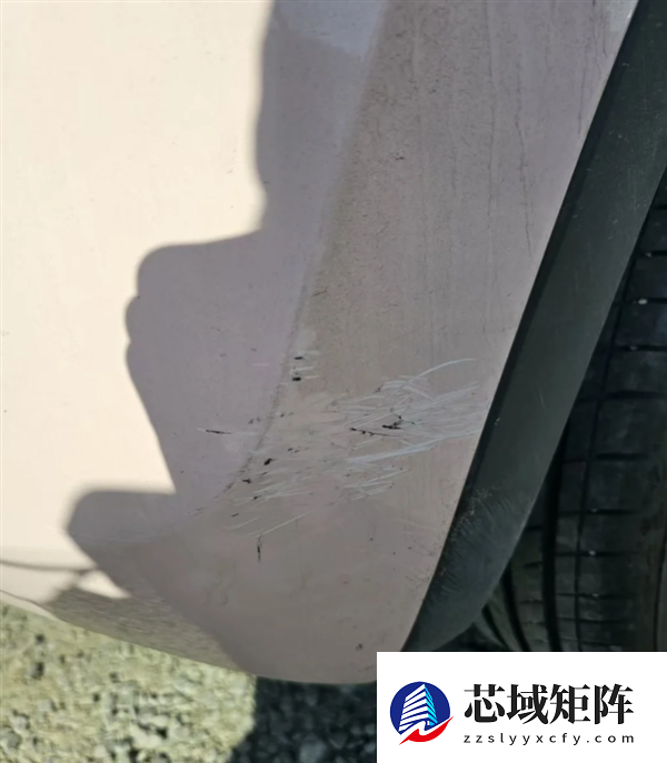 租车行黑幕套路遭曝光！半夜有人偷偷划车 还车时被车行索赔
