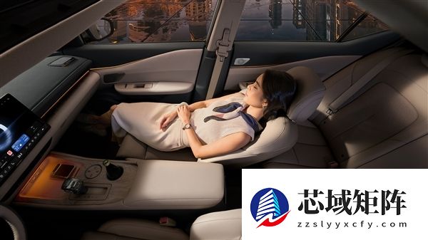 燃油车全球首搭鸿蒙座舱版 日产天籁上市30天订单过万