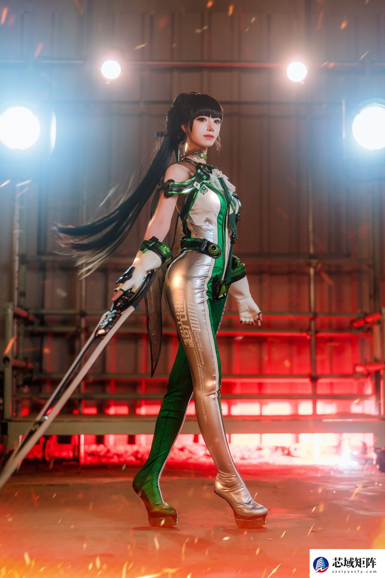 剑星韩国女团小姐姐顶级颜值COS展示
