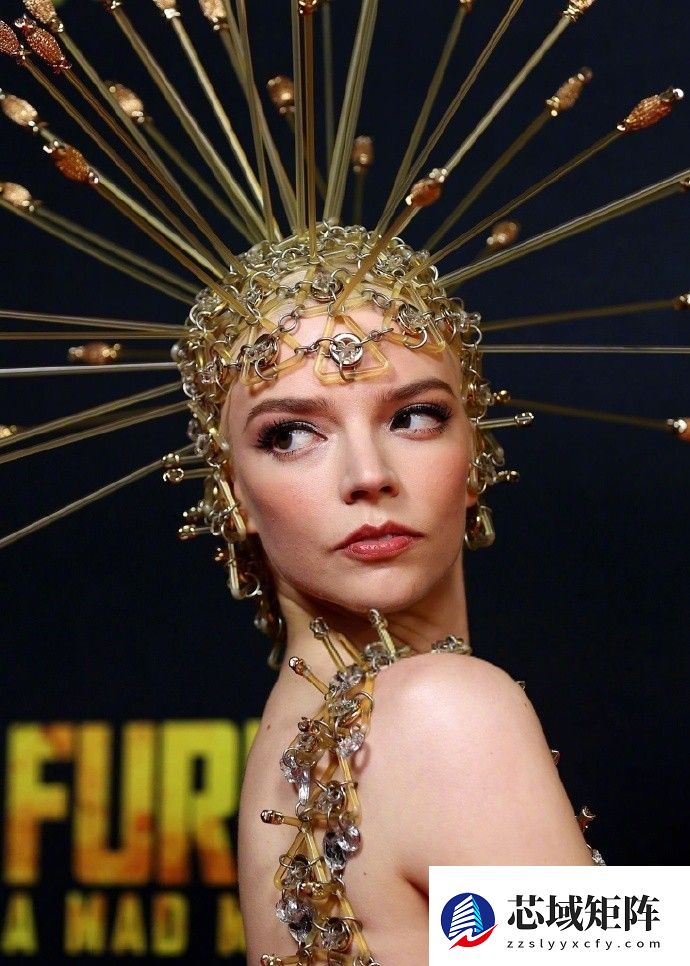 安雅金色尖刺造型惊艳复刻狂暴女神
