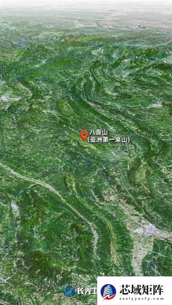 湖南有一座神奇的山：山顶平的像桌面！