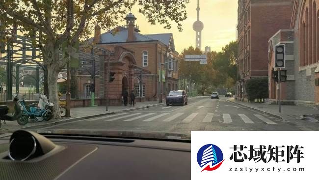 消息称鸿蒙智行首款 MPV 智界 V9 拥有很多“首发”，产品力有望超越 SUV 车型