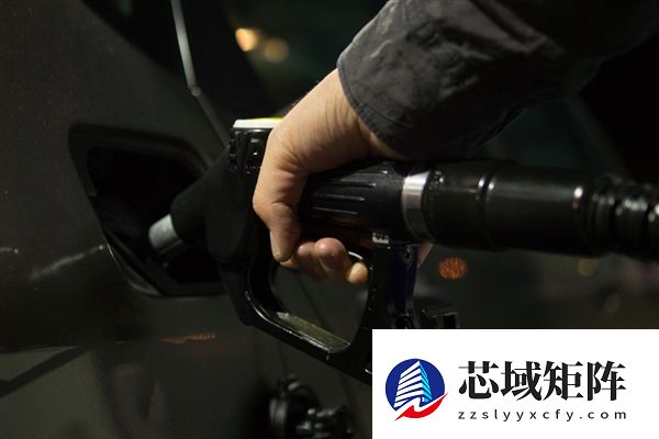 2025年最后一次调整！今晚油价有望迎三连跌：加满少花6.5元