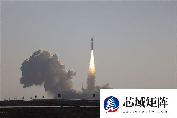 中山大学学生团队成功发射全球首颗木质外板验证立方星
