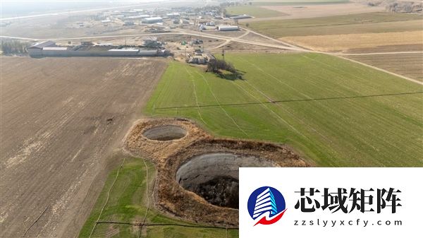 土耳其出现近700个巨大天坑：正在吞噬农田