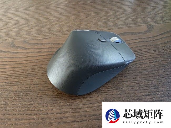 生产力利器：罗技 MX Master 4 鼠标实物图曝光，新增拇指键、优化握持手感
