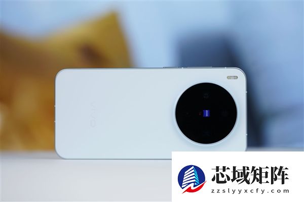 vivo X300系列两个月销量破百万：Pro版更火