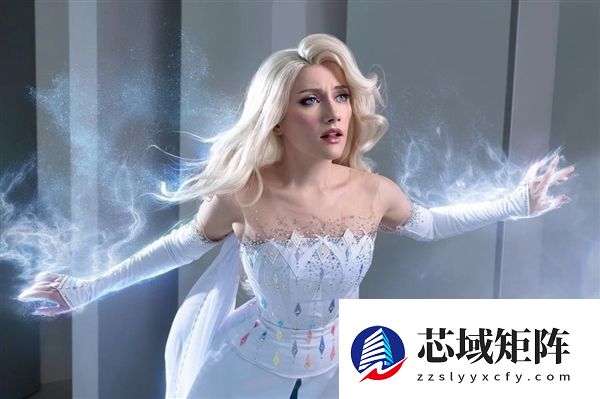 《漫威争锋》白皇后Cos美图 金发女郎大秀美腿